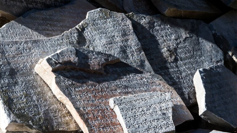 Even the Ten Commandments can’t guide Christian living.